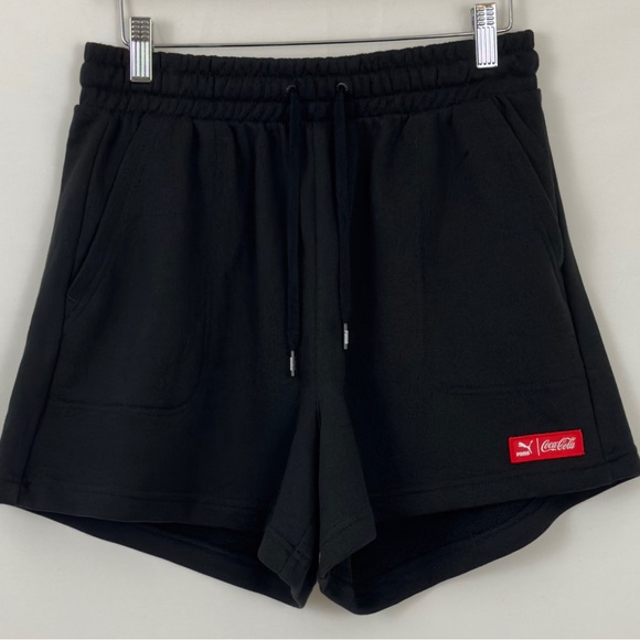 Puma x Woman’s Coca-Cola High Waisted Sweat Shorts with Pockets     Medium   NWT - Picture 4 of 12